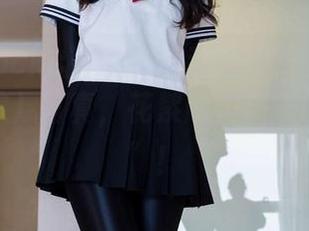 BoBoSocks袜啵啵 – 甜甜圈：黑丝（脚尖加固款）写真，花絮版里满满的“挑逗”！