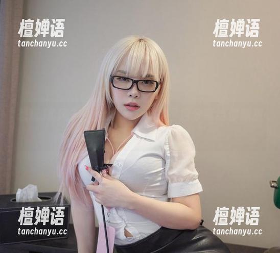 想玩JK风？Dami(퀸다미)的图包分享给你意想不到的灵感