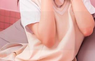 Feilin嗲囡囡 – 八卦一下，小蛮妖yummy的作品《肉丝》，情绪真的藏得挺深的。