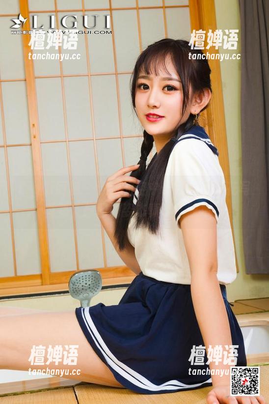 Ligui丽柜 - 汐汐的空中奇遇：双生花写真集，原图的姿态真让人眩晕。