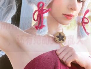 Peach milky的JK：这不只是一组写真，还有她的灵魂乱入