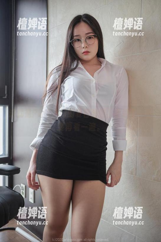 这就是Pia(피아)的夏日图包，不说了，我要再看一遍。