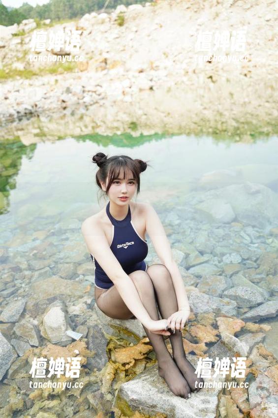 Tina很妖孽呀 Tina很妖孽呀的cos更新,草莓味的喵喵把一切角落变得粉粉嫩嫩