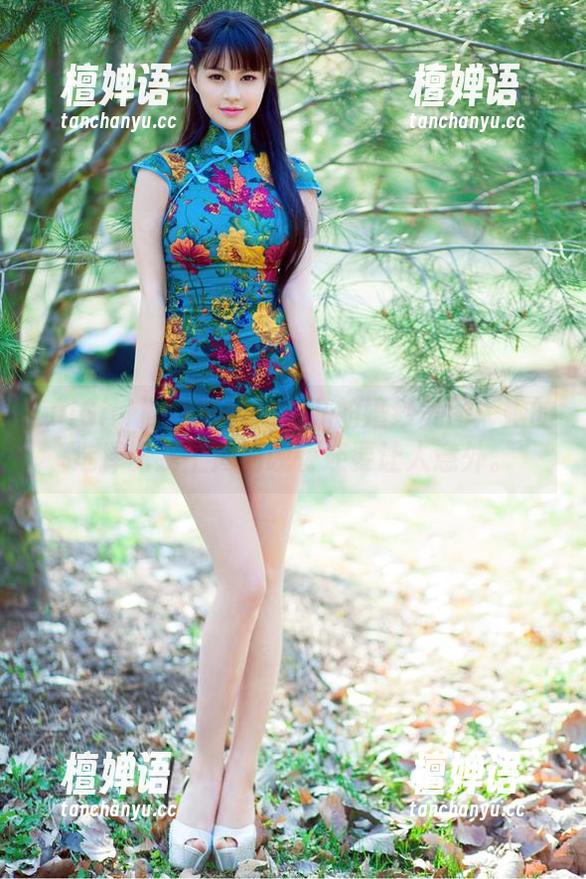 TuiGirl推女郎-松果儿 TuiGirl推女郎 - 松果儿的婚纱美图:她的选择比我上周的晚餐还要让人意外。