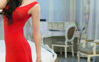 TuiGirl推女郎 – 松果儿的黑白写真：像是把灵魂和色彩都放到烤箱里烘焙了一下！