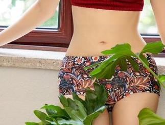 UGirls尤果网 – 还记得夏倪可ella的万圣节吗？我在原图里找到了藏在妆容后的小心机。