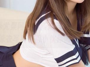 UGirls尤果网 – 最新潮流又一波，娜依灵儿泳衣写真引得小伙伴们转发疯狂