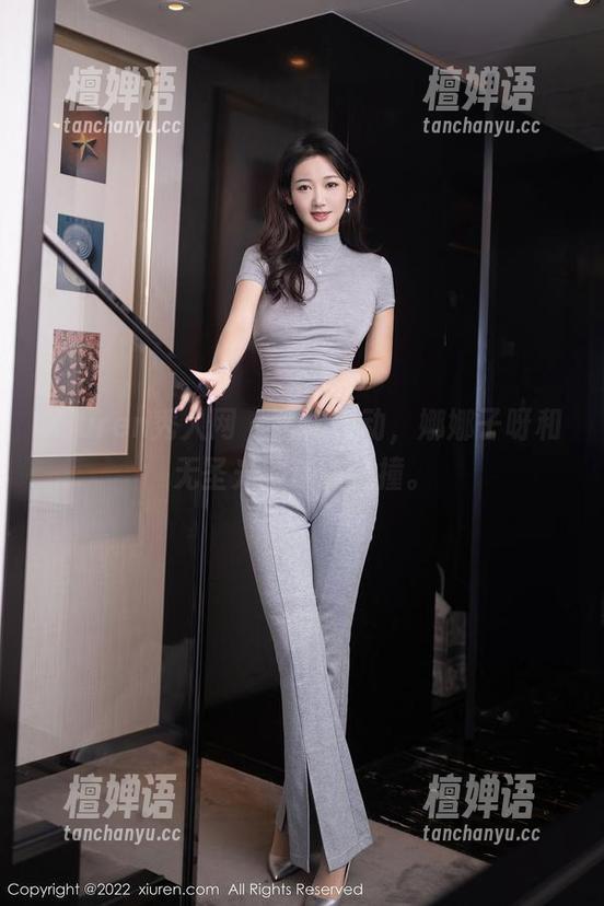 Xiuren秀人网-娜娜子呀 Xiuren秀人网 - 白裙舞动,娜娜子呀和无圣光的迷离碰撞。