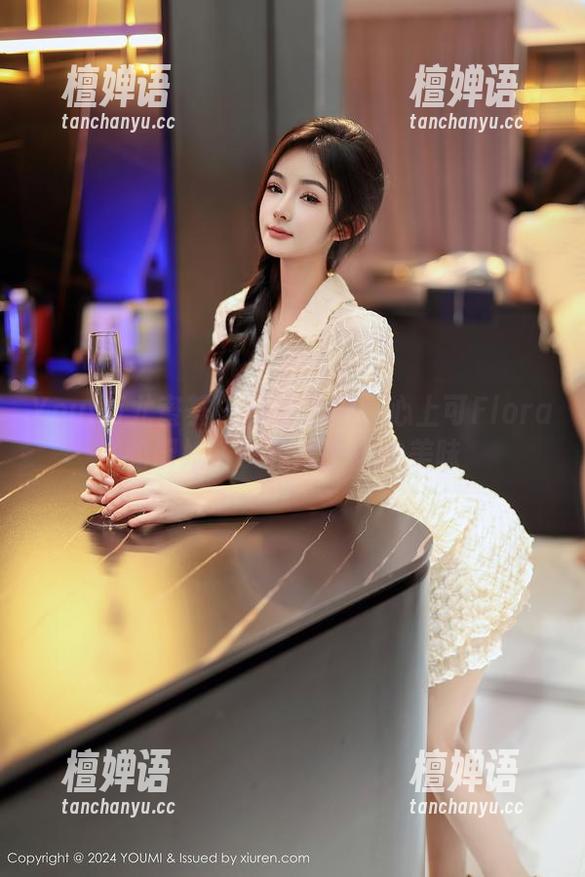 YouMi尤蜜荟 - 高清套图：心上可Flora的厨娘，一涮就上瘾的美味