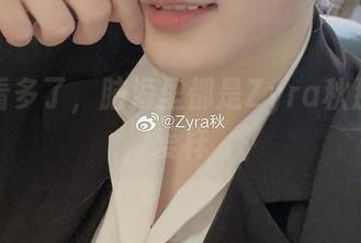 图片看多了，脑海里都是Zyra秋那种可爱样
