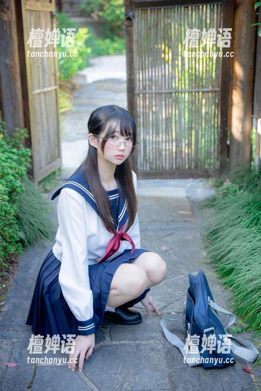 nagisa魔物喵的透明服最新套图，你有勇气去瞧一瞧吗？