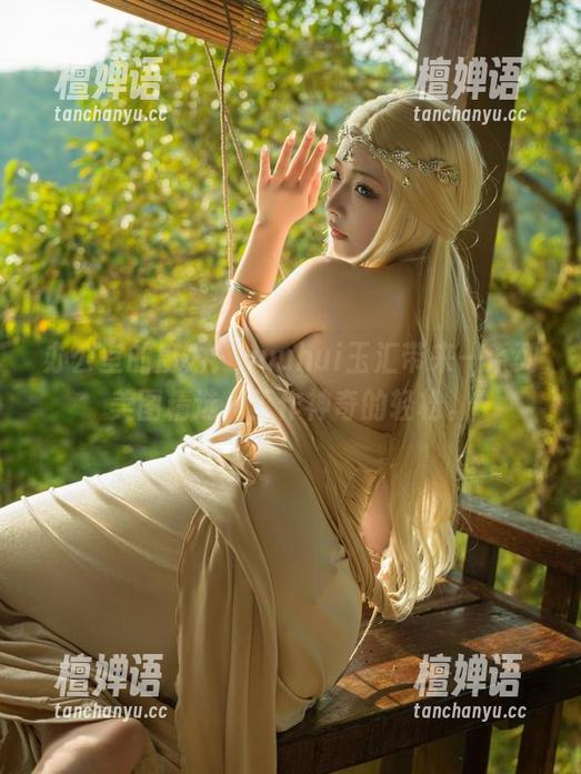yuuhui玉汇 办公室的魔力:yuuhui玉汇带来一系列美图精选,工作神奇的轻松。