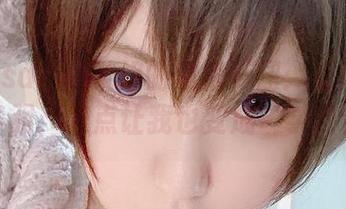 サク(saku)学姐的私房美图：看她的气场有多强，差点让我也变成“学姐粉”。