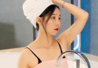 丽柜 – 这次英子的在线吊带项目，果然又有新领悟，完全不能抗拒…