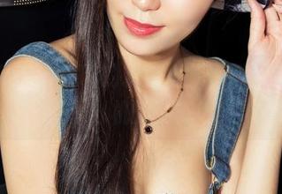 克拉女神 – 姜璐的粉色全集，哪里有不带点小心机的姿态呢？