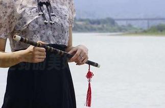 初夏女神 – 怀旧专场作品集：安妮终于找到了被尘封的美好，当然也是你的童年