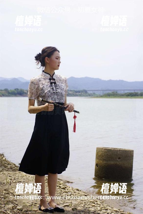 初夏女神-安妮 初夏女神 - 怀旧专场作品集:安妮终于找到了被尘封的美好,当然也是你的童年