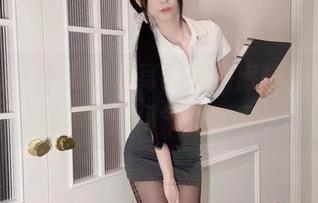 微密圈 – 十万口草莓粥粥的旅拍写真，下载体验一口气全到家！