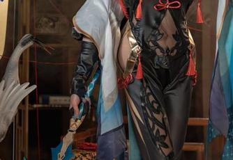 亲爱的美图，咬人小小兔的制服适合拿来坐霸位吗？