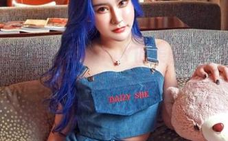 嗲囡囡 – 施忆佳KITTY的美图：护士装扮，谁说只有白大褂才能治病？