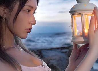 在下萝莉控ii的写真集：清纯？可能里面藏了小心思，快来下载吧！