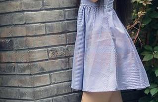 头条女神 – 原图福利：校服也有引力？语溪的每个细节都值得你停留下来呀！