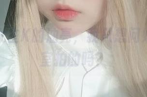 合集中女主K的油亮，我只想问她，在密室拍的吗？