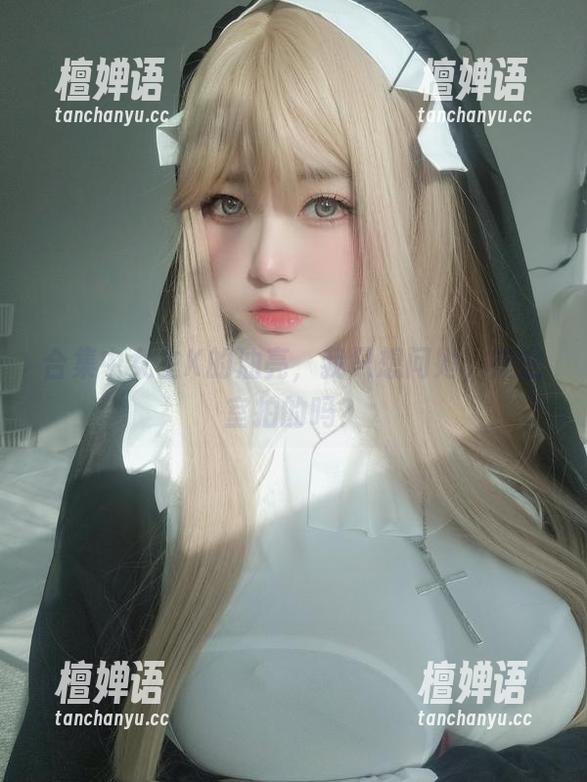 合集中女主K的油亮，我只想问她，在密室拍的吗？