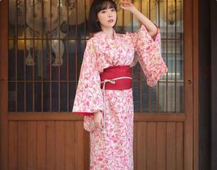 在姜仁卿(강인경)的写真里，裸足和小细节也能成为主角！