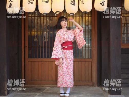 在姜仁卿(강인경)的写真里，裸足和小细节也能成为主角！