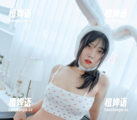 宋哈娜 宋哈娜制服图集,隐秘的诱惑在悄悄蔓延
