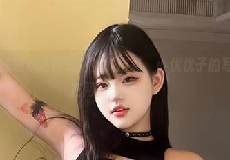 微密圈 – 能把双马尾玩得如此出彩，小优优子的写真一定要在网盘里常备！