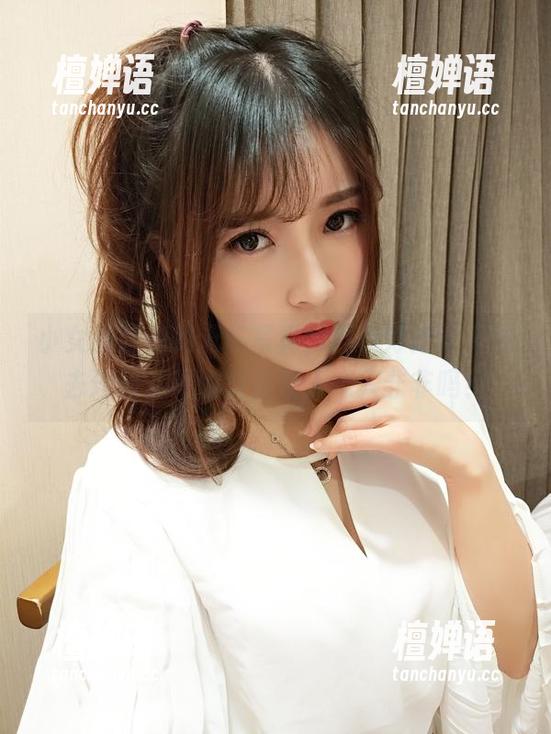 小女巫露娜的流苏写真，黑色好得让人失去理智，难道只会让人想入非非吗？