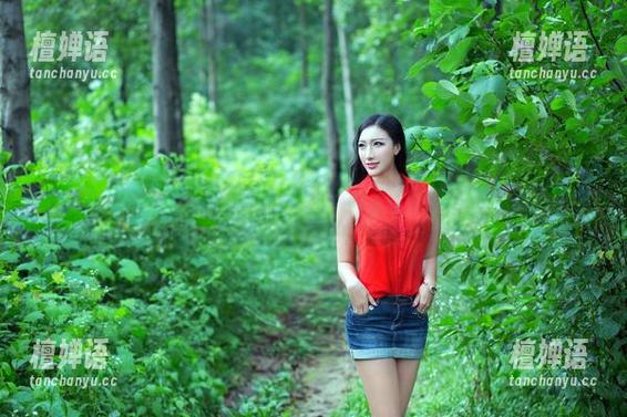 推女郎-李七喜 推女郎 - 李七喜的私房秘诀:如何用丝袜拯救你的拍照生涯!