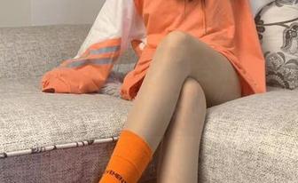 微密圈 – 提袜少女的眼镜合集：这一刻，让下载成为最轻松的“看”！