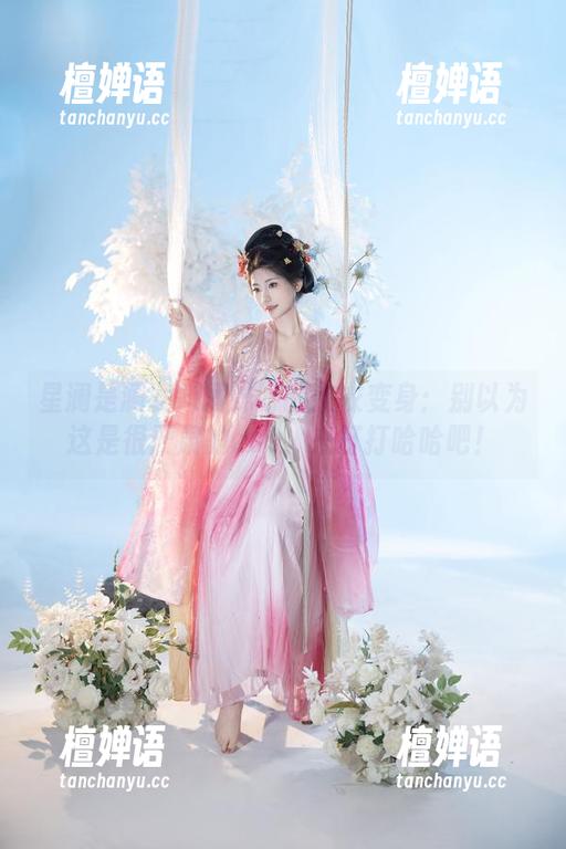 星澜是澜澜叫澜妹呀 星澜是澜澜叫澜妹呀的皮衣变身:别以为这是很严肃的cos,来打打哈哈吧!