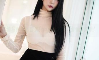 高清写真里的普美(bomi)学妹：别看太久哦！