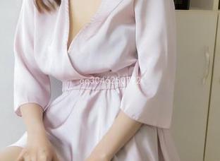 梦丝女神 – 说好的黑色魅影呢，乔儿的美图让我瑟瑟发抖，赶紧下载！