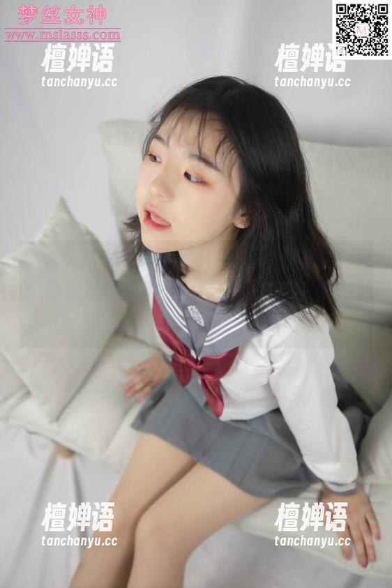 梦丝女神 - 端端小萝莉JK的写真时刻，居然让我笃信二次元的存在，差点把心都投进去了！
