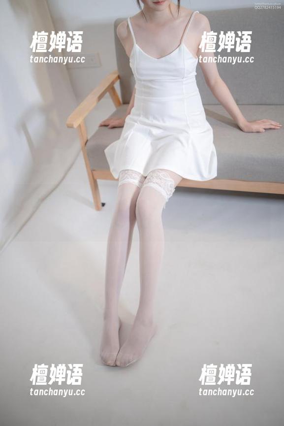 森萝财团-小奶糕Milky 森萝财团 - 小奶糕Milky的“油亮”系列,来个壁纸版,保证桌面亮瞎眼!