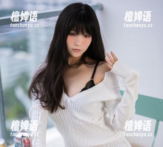汪知子 蓝色闪粉图包,汪知子,你这是要我过敏到啥程度?
