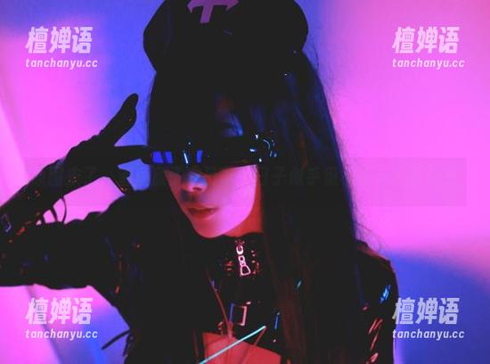 清颜颜子 原图来了,清颜颜子穿吊带的日子似乎很不错,分享分享