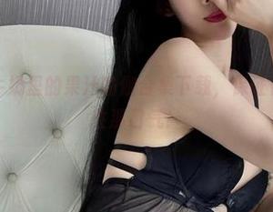 微密圈 – 牛奶里的果汁瑜伽合集下载，保证你练完能憋住那口气！