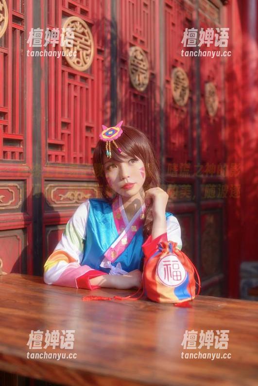 网络上白易子教主的资源，嗜谎之神的影子闪动，感觉有种不许直视的美，随波逐流吧！