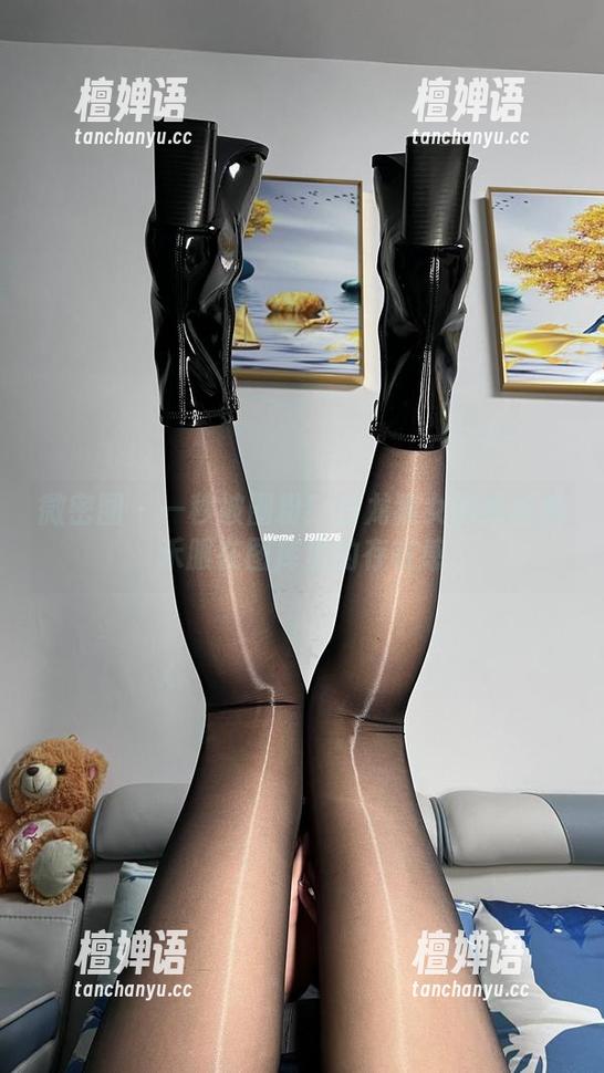 微密圈 - 一秒被圈粉！白龙猫女的肉丝秀禾服在图库里的存在感