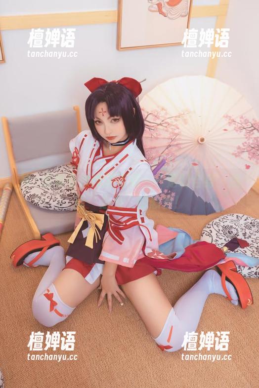神楽坂真冬体操服写真——定制合身，远离‘走光’的恐惧！