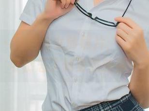 秀人网 – 精选兔女郎照片，Candy糖糖提醒：可别忘了转身时的那一瞥哦！