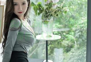 秀人网 – Suki_baby是一道风景，御姐图包令人耳目一新