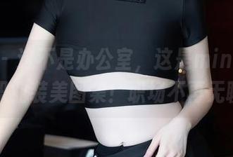 秀人网 – 这不是办公室，这是mini米妮的职业装美图集！职场不再无聊