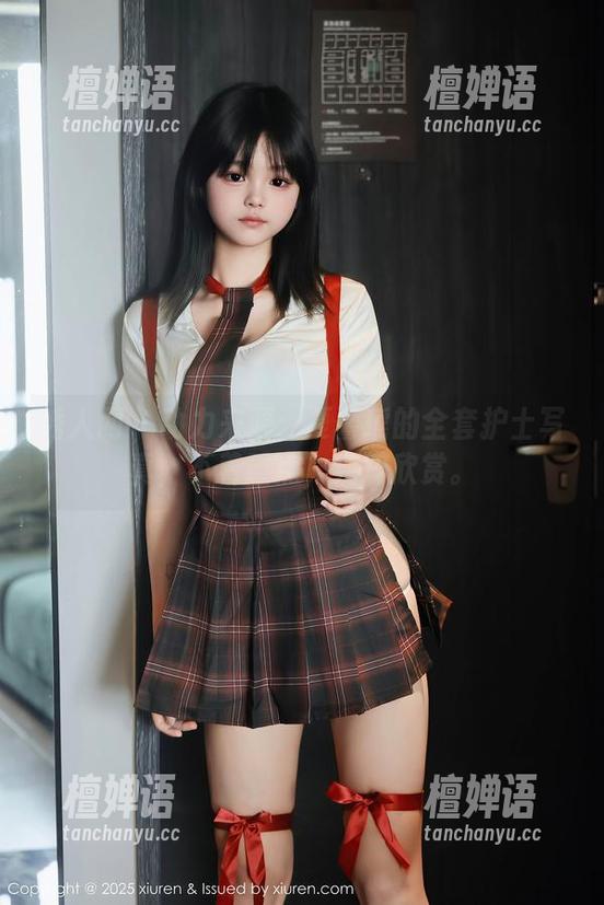 秀人网-夏馨瑶 秀人网 - 动力来源:夏馨瑶的全套护士写真,不着重点,纯粹欣赏。
